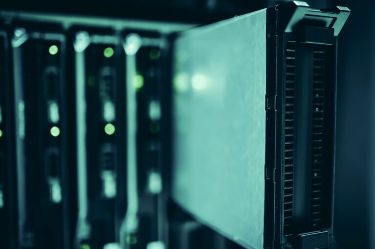 Managing Extreme Thermal Loads with High-Capacity Cooling Infrastructure